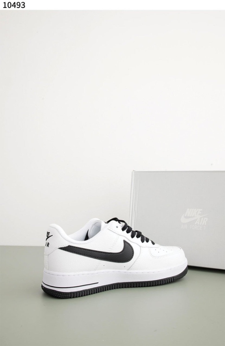 나이키 x 슈프림 x 노스페이스 에어포스 스니커즈