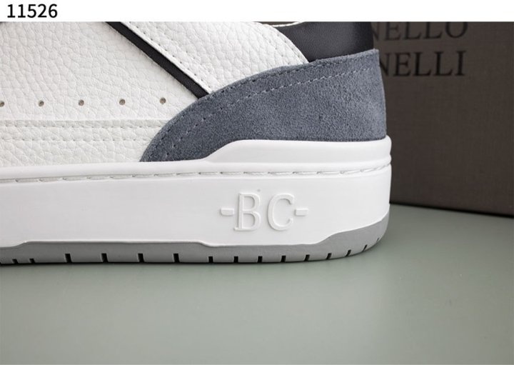 브루넬로 쿠치넬리 펀칭 패널 그레이니 레더 스니커즈