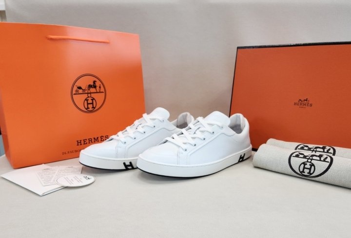 에르메스 카프스킨 클래식 스니커즈 화이트 - 고급버전