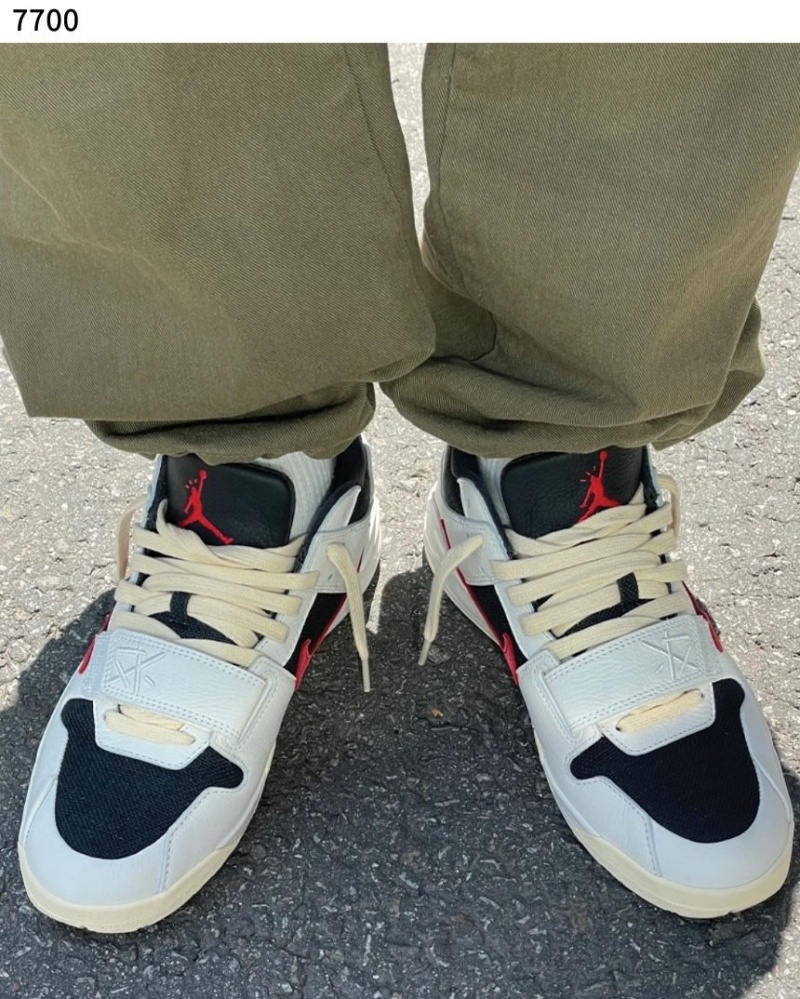 나이키 조던 x 트래비스 스캇 점프맨 잭 TR