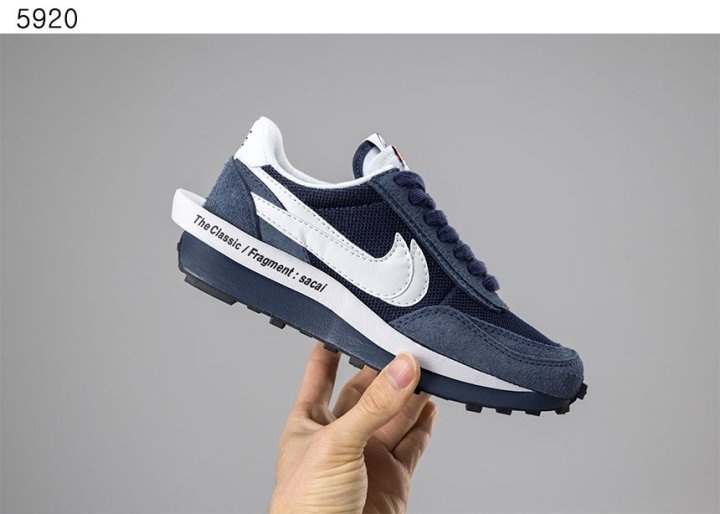 나이키 X 사카이 프라그먼트 LD와플 네이비