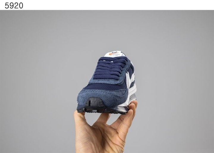 나이키 X 사카이 프라그먼트 LD와플 네이비