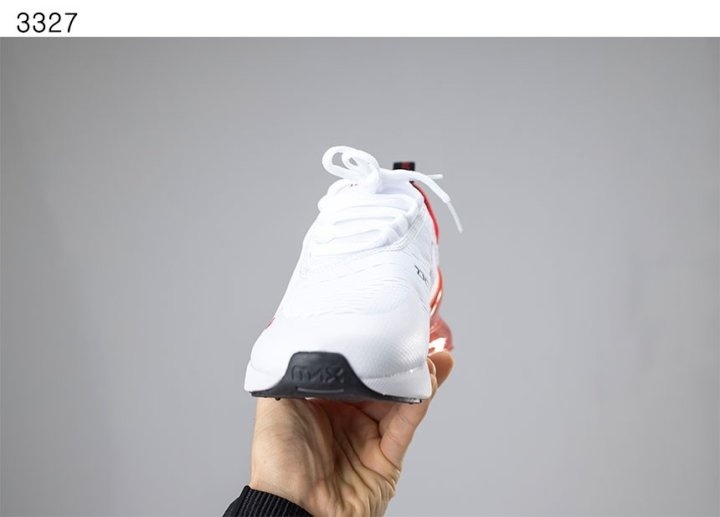 나이키 에어맥스 270 유니버시티레드