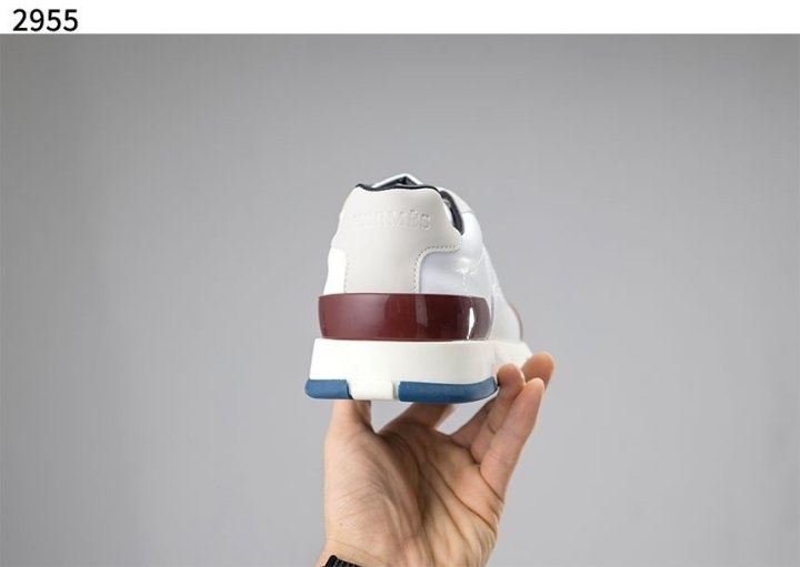 에르메스 트레일 스니커즈