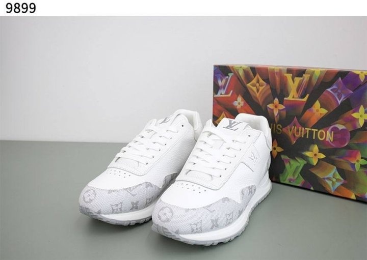 루이비통 런 어웨이 스니커즈