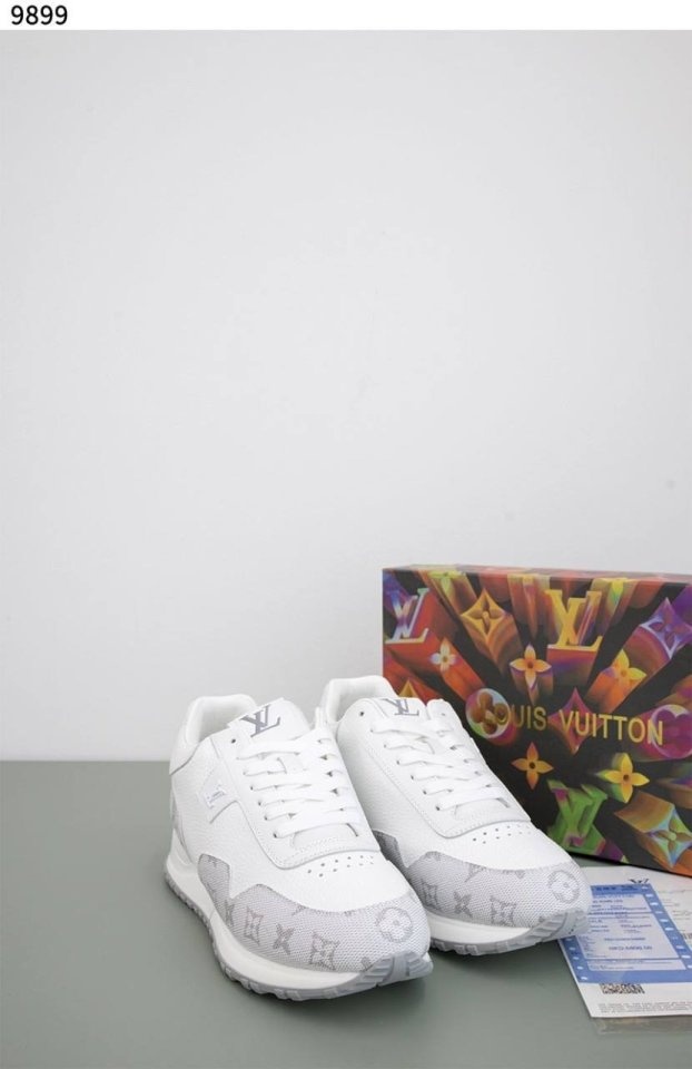 루이비통 런 어웨이 스니커즈
