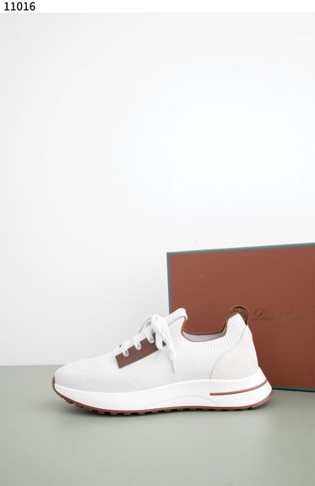 로로피아나 위크엔드 워크 스니커즈