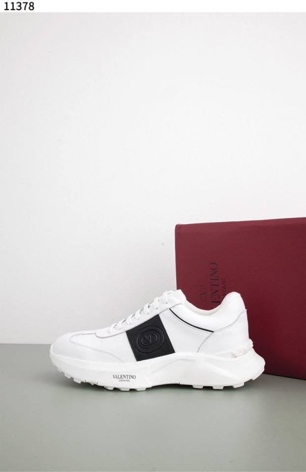 발렌티노 배색 레더 스니커즈
