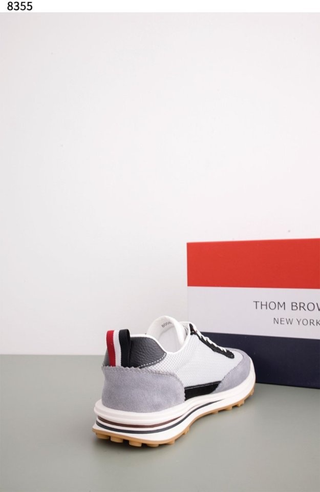 톰브라운 파인 키드 스웨이드 테크 러닝 슈즈