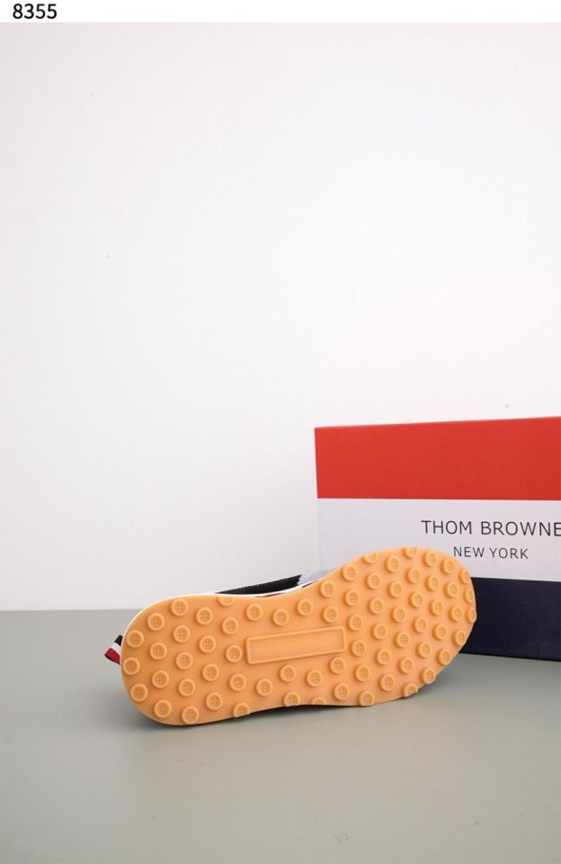 톰브라운 파인 키드 스웨이드 테크 러닝 슈즈