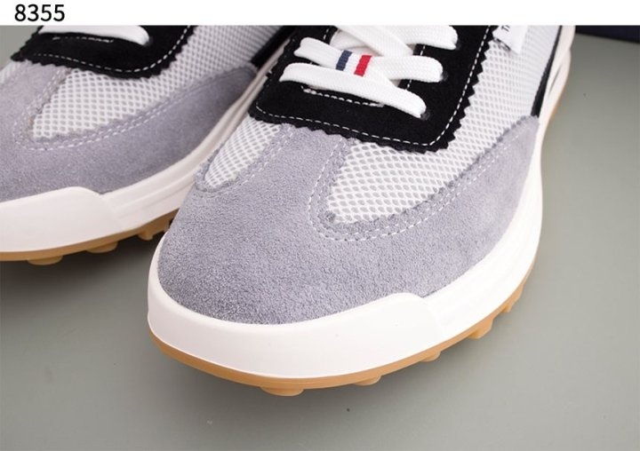 톰브라운 파인 키드 스웨이드 테크 러닝 슈즈