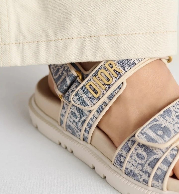 디올 여성 오블리크 액트 샌들 최상위버전