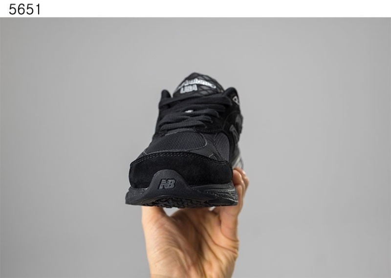 뉴발란스 990 v3 올블랙