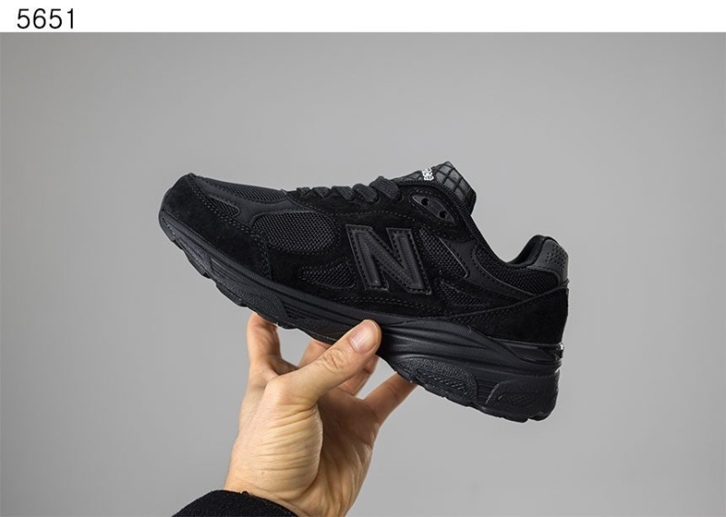 뉴발란스 990 v3 올블랙