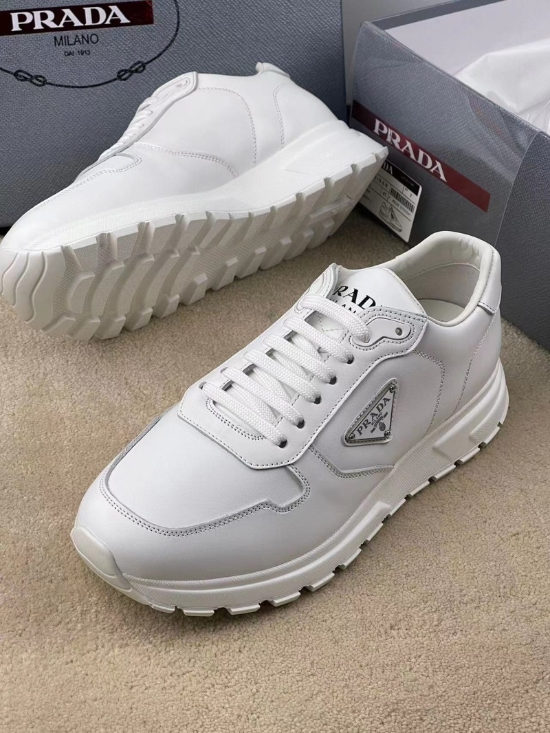 프라다 삼각로고 스파졸라토 스니커즈