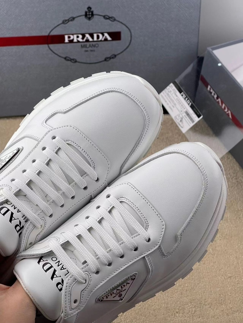 프라다 삼각로고 스파졸라토 스니커즈