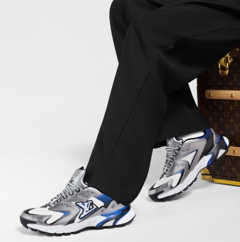 루이비통 러너 태틱 스니커즈 - 3 Color
