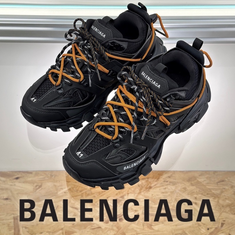 발렌시아가 트랙 트레일 레이스 스니커즈 블랙/오렌지