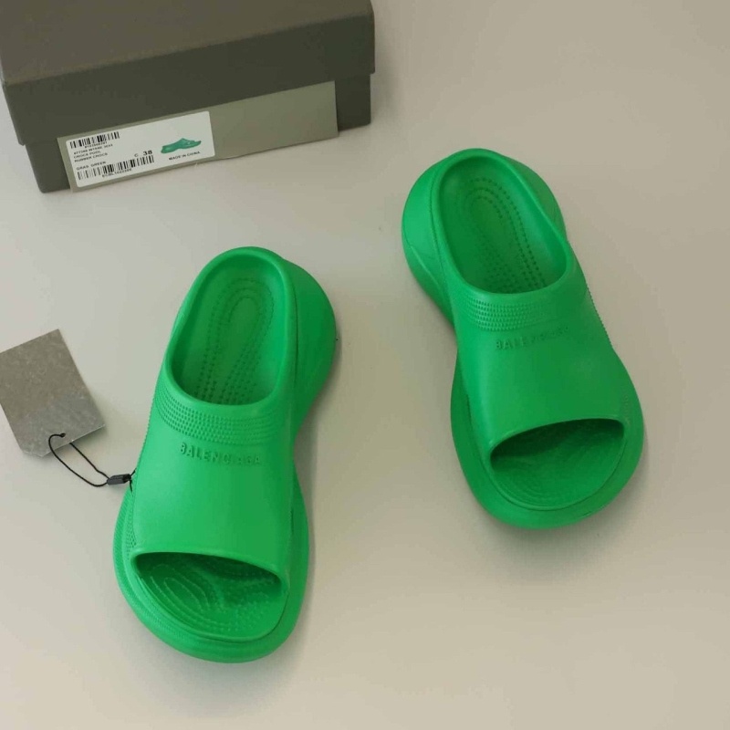 발렌시아가 x 크록스 풀 슬라이드 샌들 그린