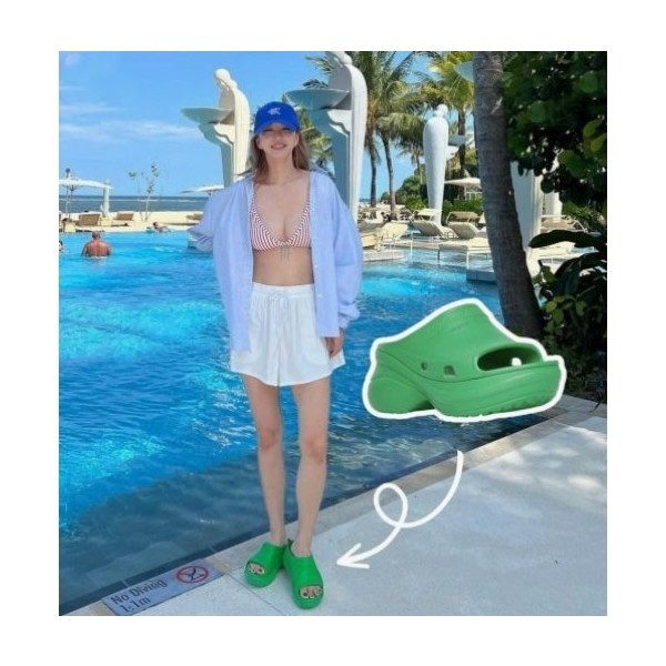 발렌시아가 x 크록스 풀 슬라이드 샌들 그린