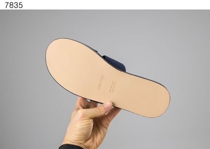 에르메스 남성 이즈미르 스웨이드 샌들 - 블랙