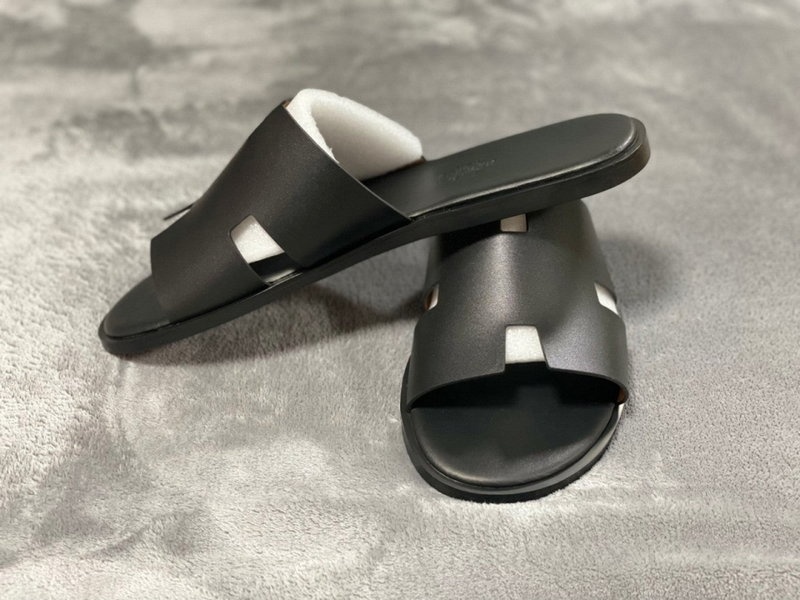 에르메스 이즈미르 샌들