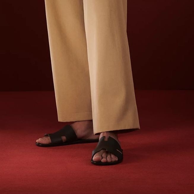 에르메스 이즈미르 샌들