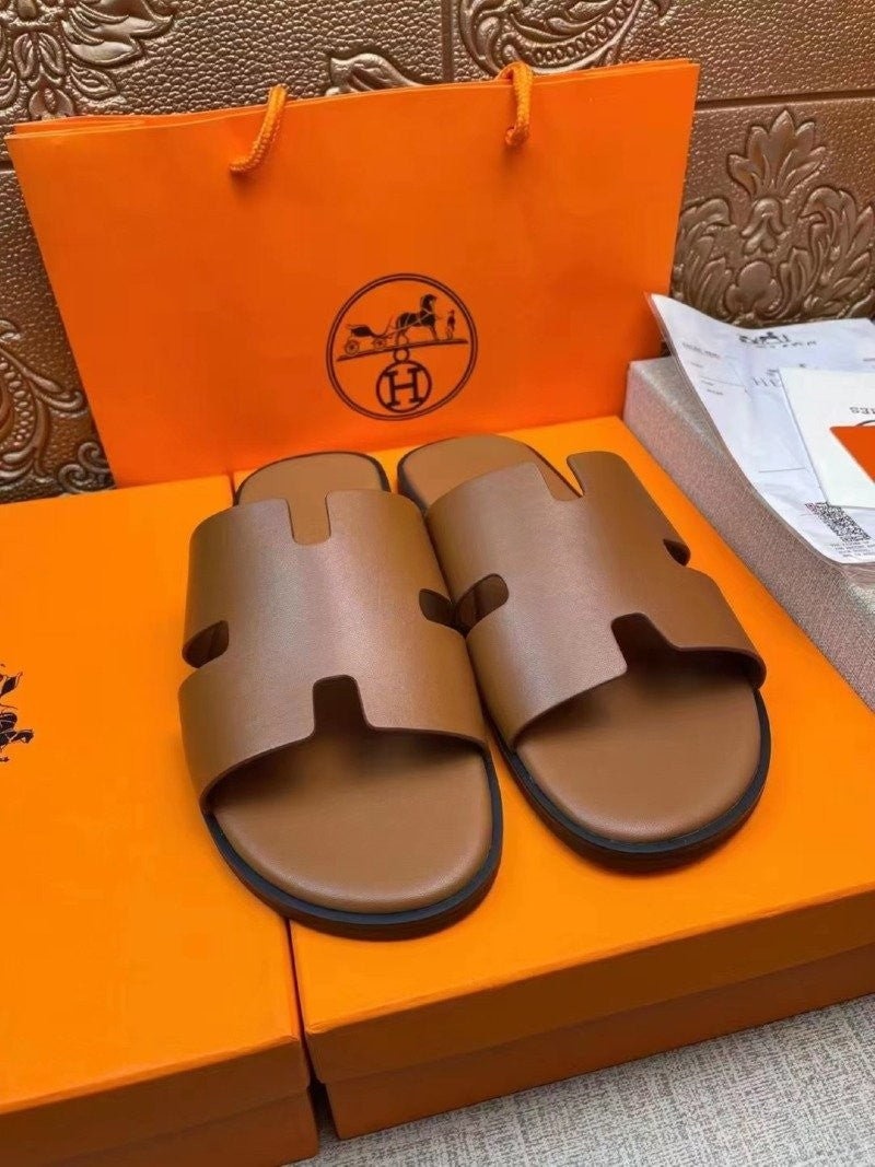 에르메스 이즈미르 샌들