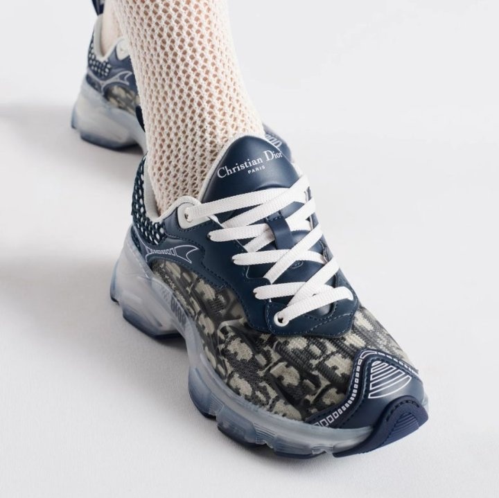 디올 바이브 스니커즈 - 네이비