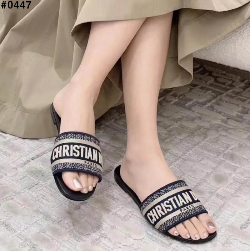 디올 여성 디웨이 자수 코튼 뮬 슬리퍼