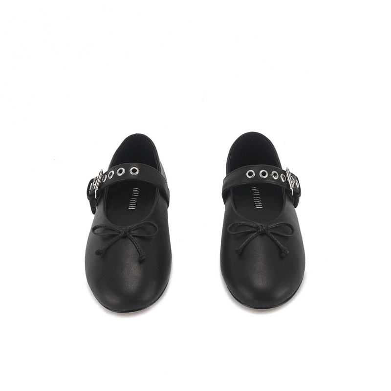 미우미우 가죽 발레리나 플랫 슈즈