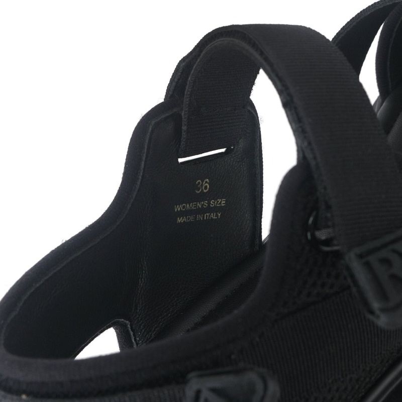 로저비비에 띡 트레키 스트라스 버클 샌들