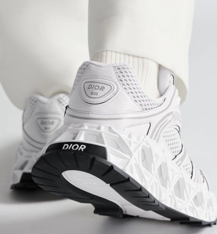 디올 B35 NXXT 스니커즈