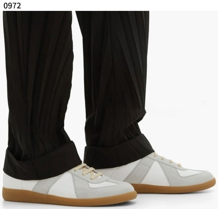 메종 마르지엘라 레플리카 독일군 스니커즈