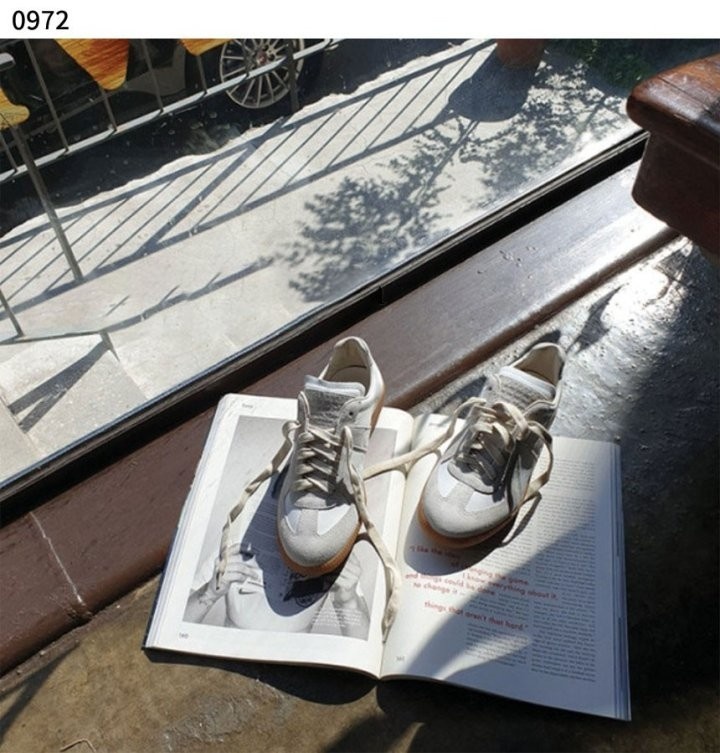 메종 마르지엘라 레플리카 독일군 스니커즈