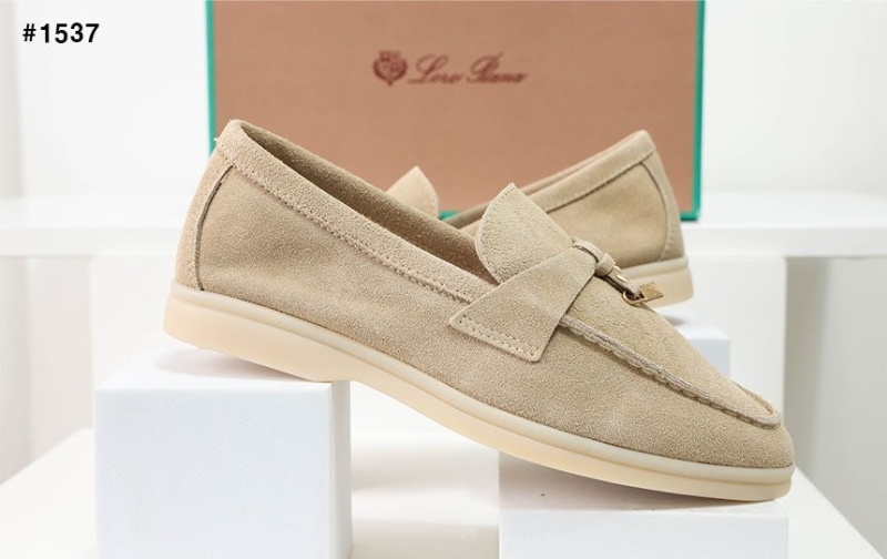 로로피아나 여성 썸머 참 워크 스웨이드 카프스킨 파우더 펄 로퍼