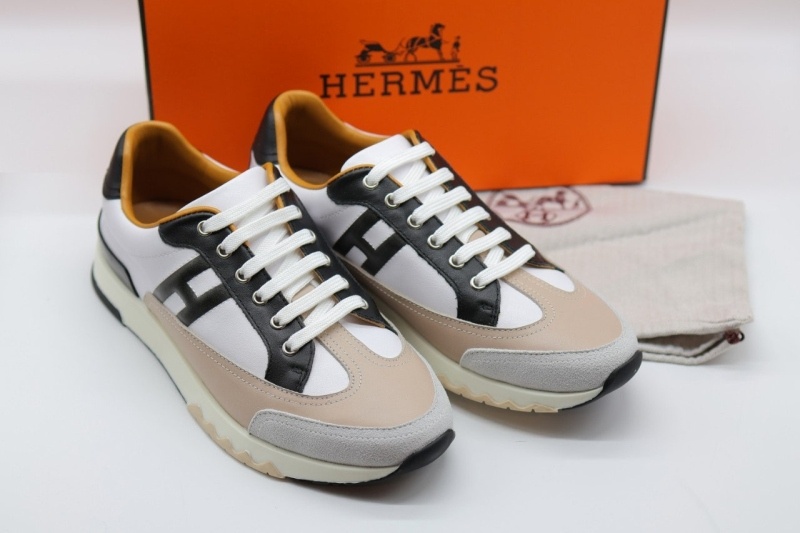 에르메스 트레일 스니커즈