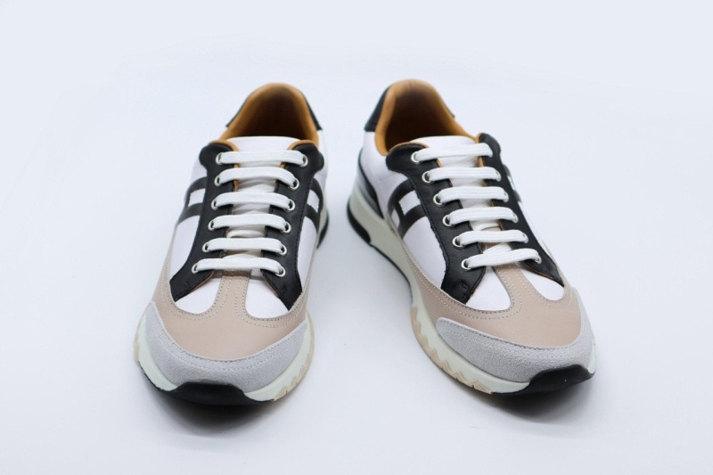 에르메스 트레일 스니커즈