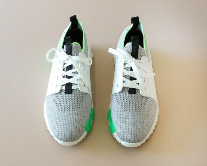 에르메스 디파트 니트 & 그리블랑 스니커즈