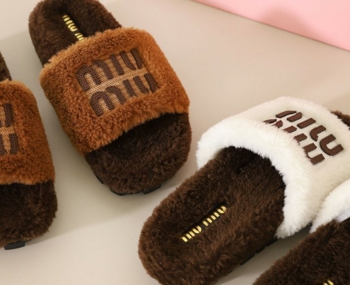 미우미우 시어링 슬리퍼 - 2 Color