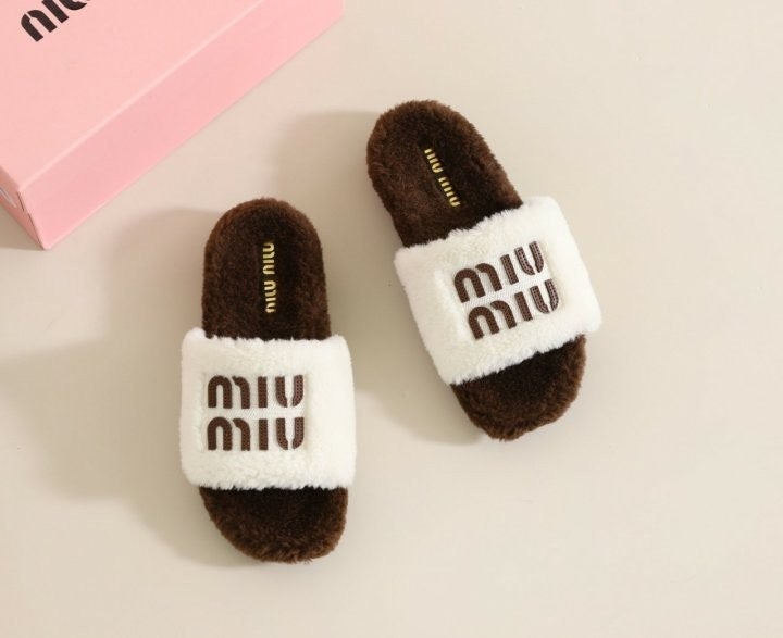 미우미우 시어링 슬리퍼 - 2 Color