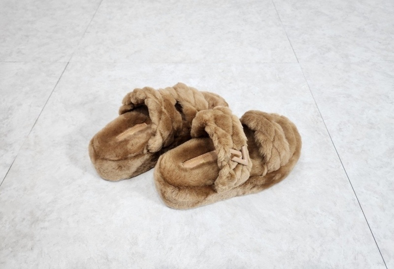 루이비통 여성 2024 선셋 컴포트 플랫 뮬 슬리퍼 (고급버전)