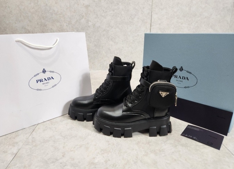 프라다 여성 2024 모노리스 파우치 부츠 (고급버전)