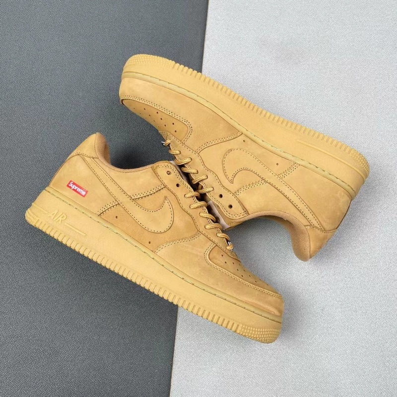 나이키 x 슈프림 에어포스 1 로우 플랙스