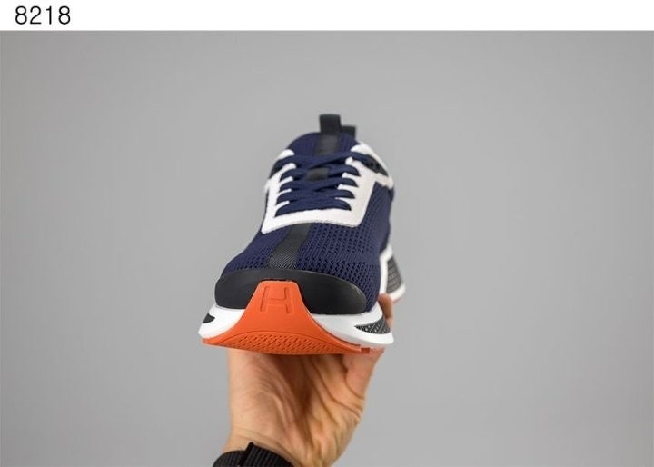 에르메스 히어로즈 스니커즈