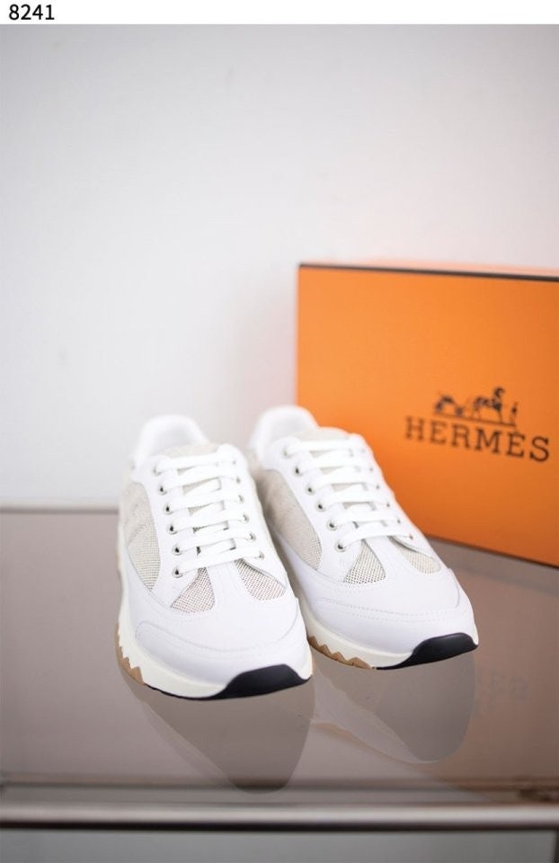 에르메스 트레일 스니커즈