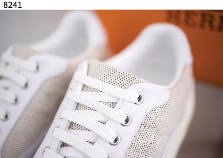 에르메스 트레일 스니커즈