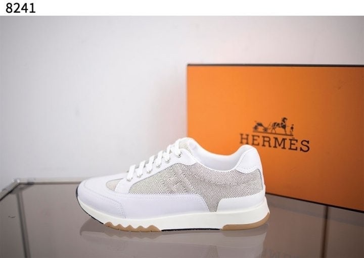 에르메스 트레일 스니커즈