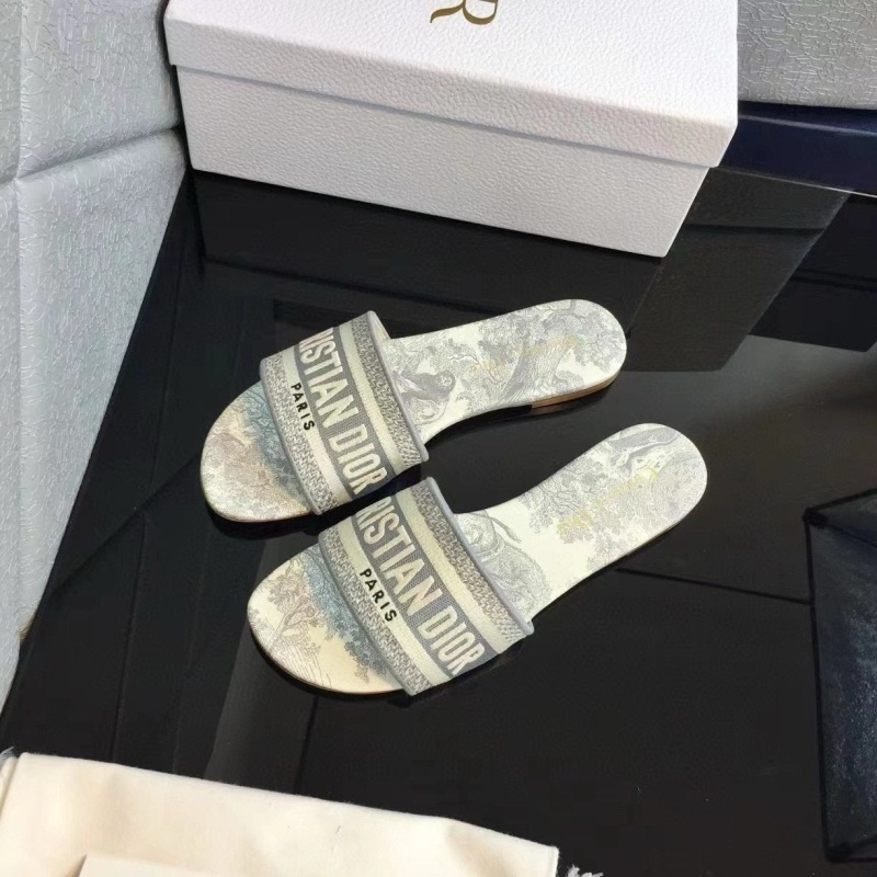 디올 오블리크 디웨이 뮬 그레이