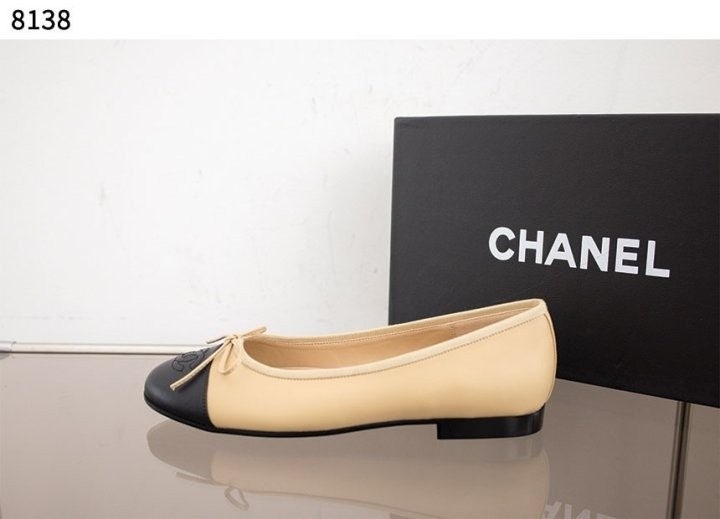 샤넬 플랫 슈즈 - 베이지